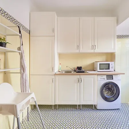 Amazing Terrace And Riverview In Historical