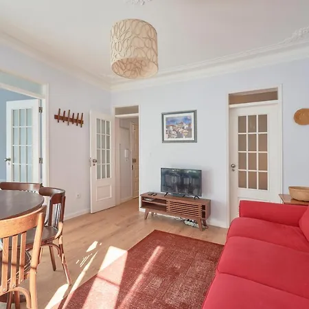 Apartament Amazing Terrace And Riverview In Historical Lizbona