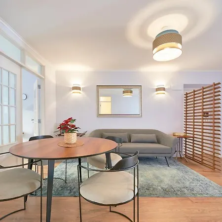 Amazing Terrace And Riverview In Historical