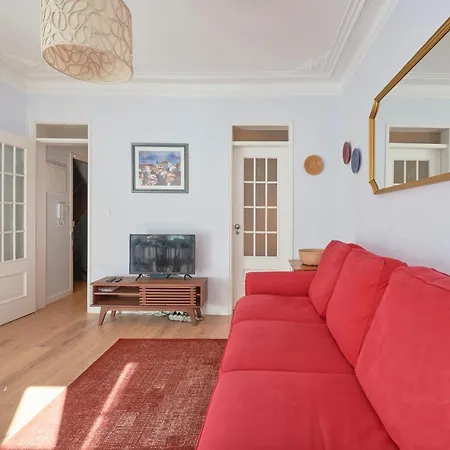 Amazing Terrace And Riverview In Historical Lejlighed