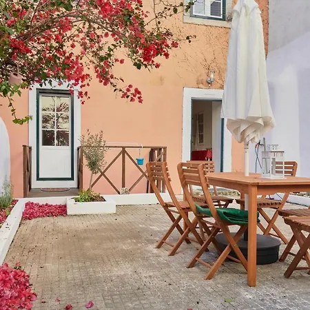 Amazing Terrace And Riverview In Historical Lejlighed *
