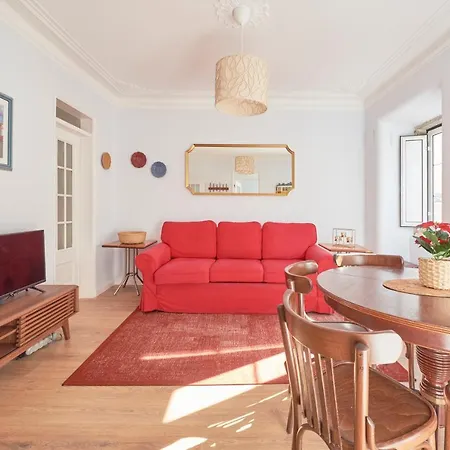 Amazing Terrace And Riverview In Historical Apartamento