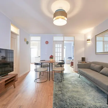 Apartamento Amazing Terrace And Riverview In Historical *