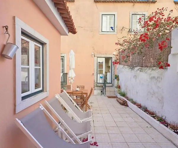 Amazing Terrace And Riverview In Historical *