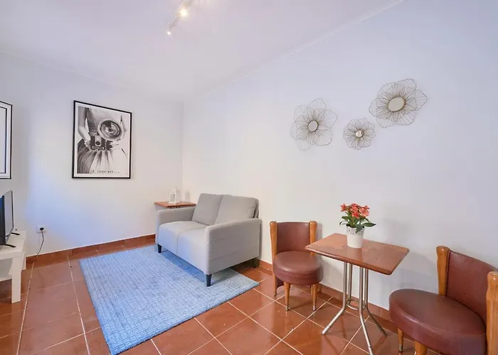 Amazing Terrace And Riverview In Historical * Lisboa