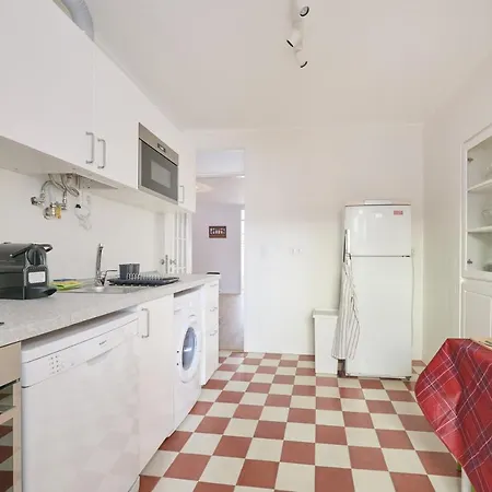 Amazing Terrace And Riverview In Historical