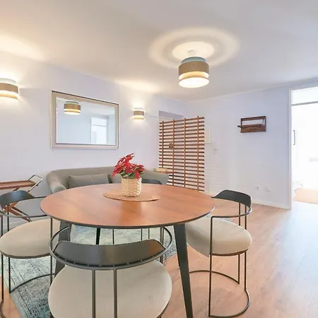 Amazing Terrace And Riverview In Historical